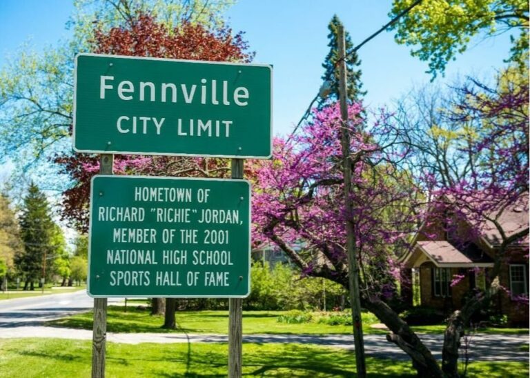 Fennville, A New Suburb of Chicago